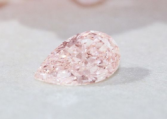 Μεγάλη CVD μεγέθους φανταχτερή ρόδινη προκαλούμενη από τον άνθρωπο συνθετική μορφή αχλαδιών διαμαντιών 3.74ct
